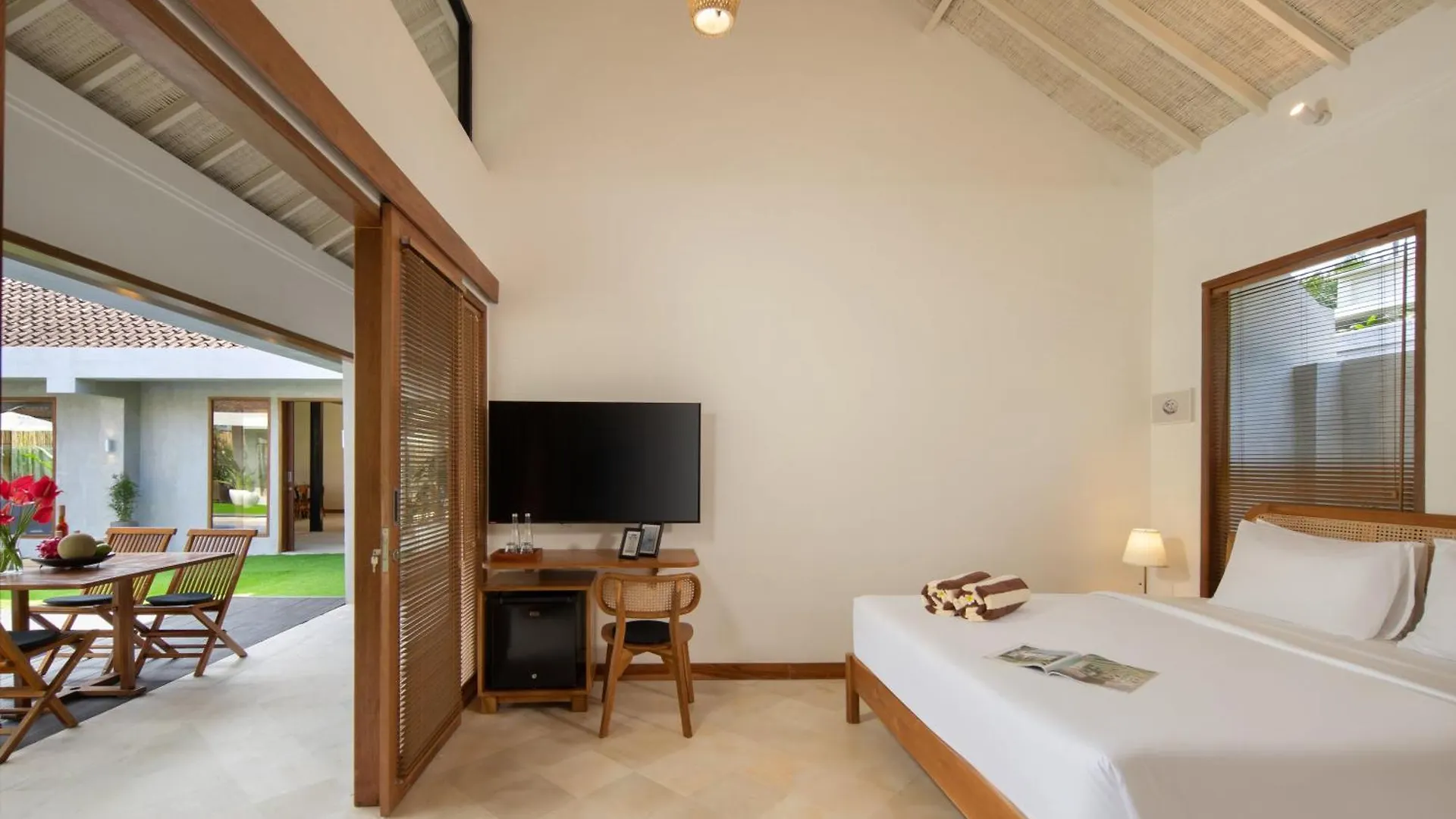 别墅 New, Seminyak 8 Bed,10 Bath Villa, Best Location 印尼