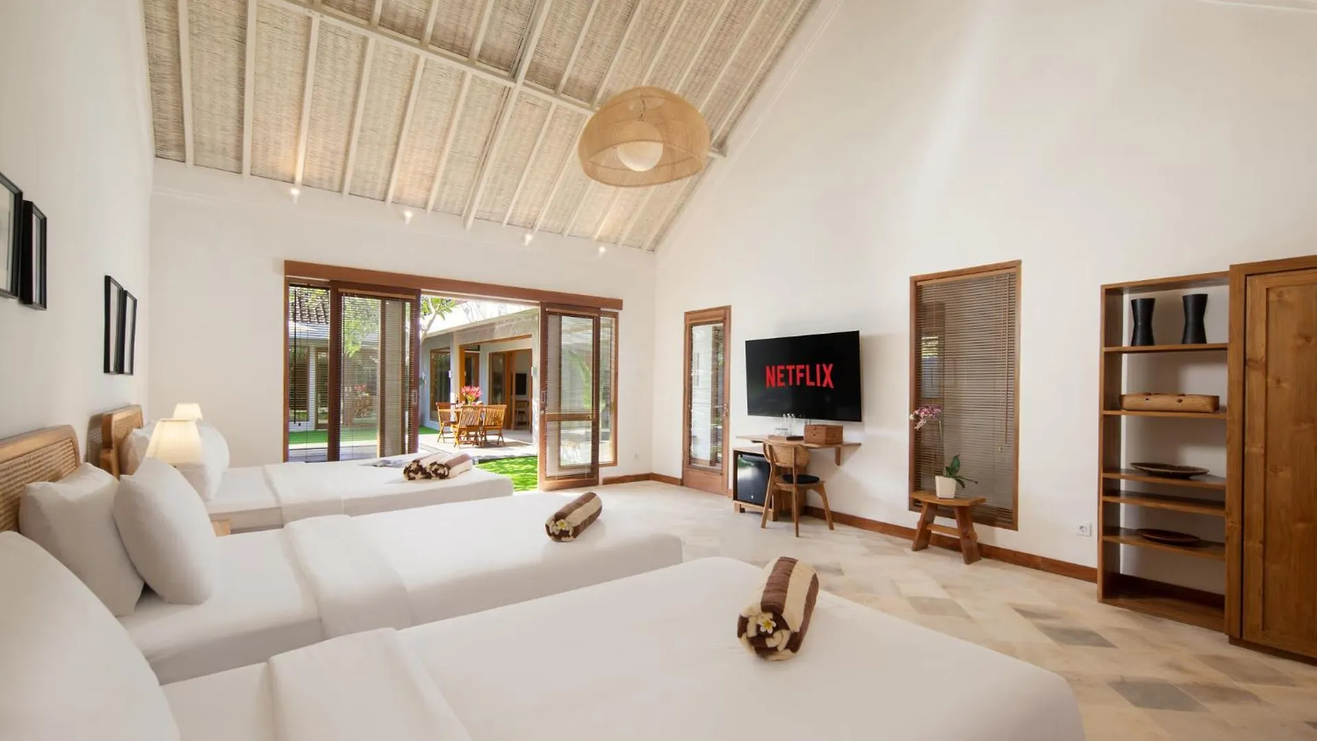 New, Seminyak 8 Bed,10 Bath Villa, Best Location