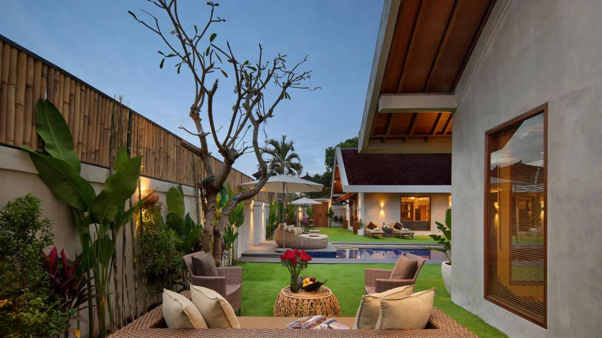 Vila New, Seminyak 8 Bed,10 Bath Villa, Best Location