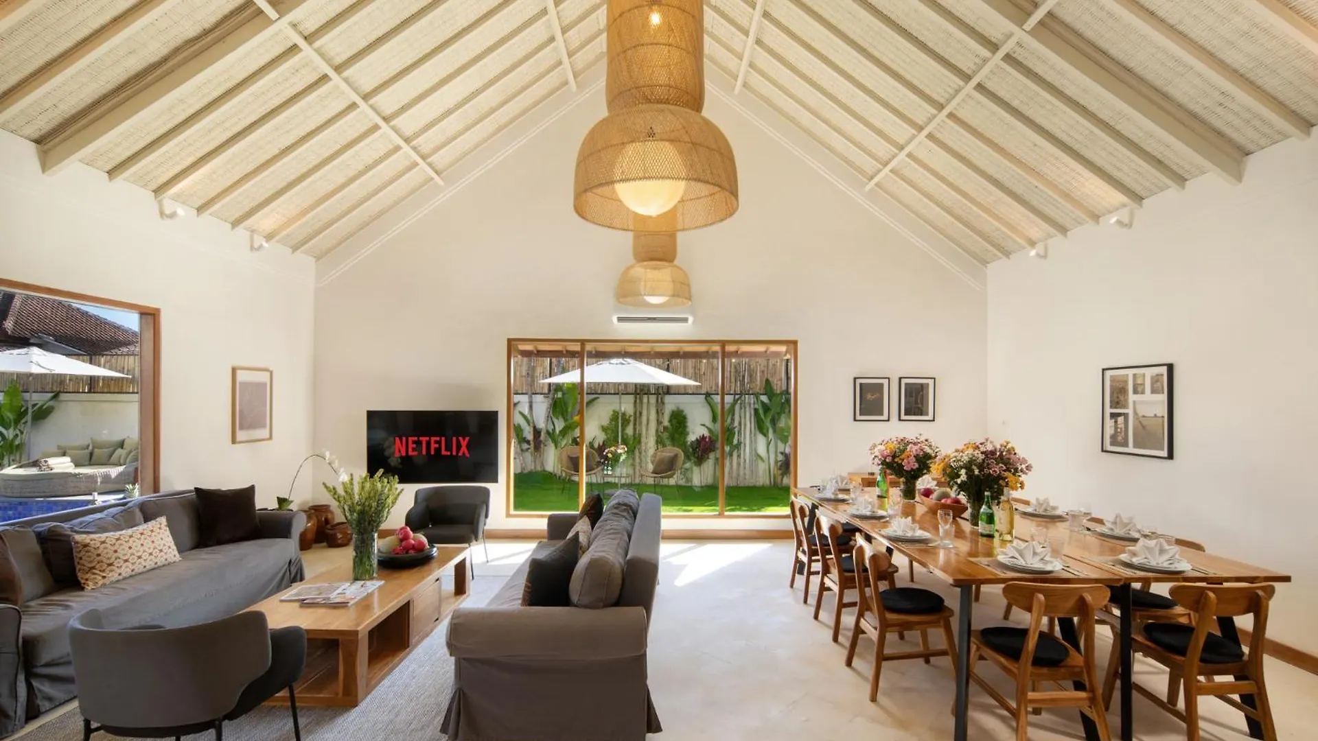 New, Seminyak 8 Bed,10 Bath Villa, Best Location Indonésie